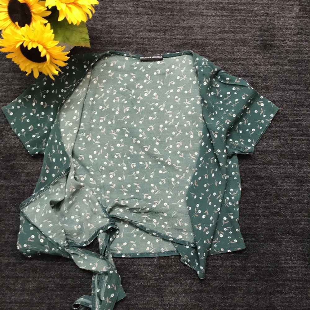 Brandy Melville Green Floral Wrap Crop - Picture 8 of 8